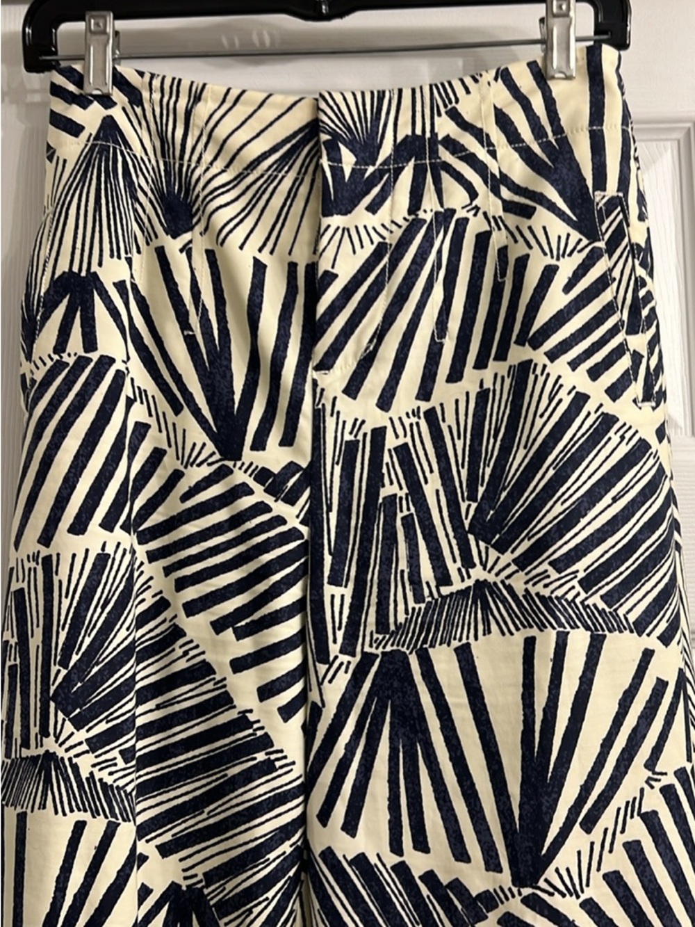Anthropologie Navy and White Graphic Wide-Leg Pants - Picture 3 of 4